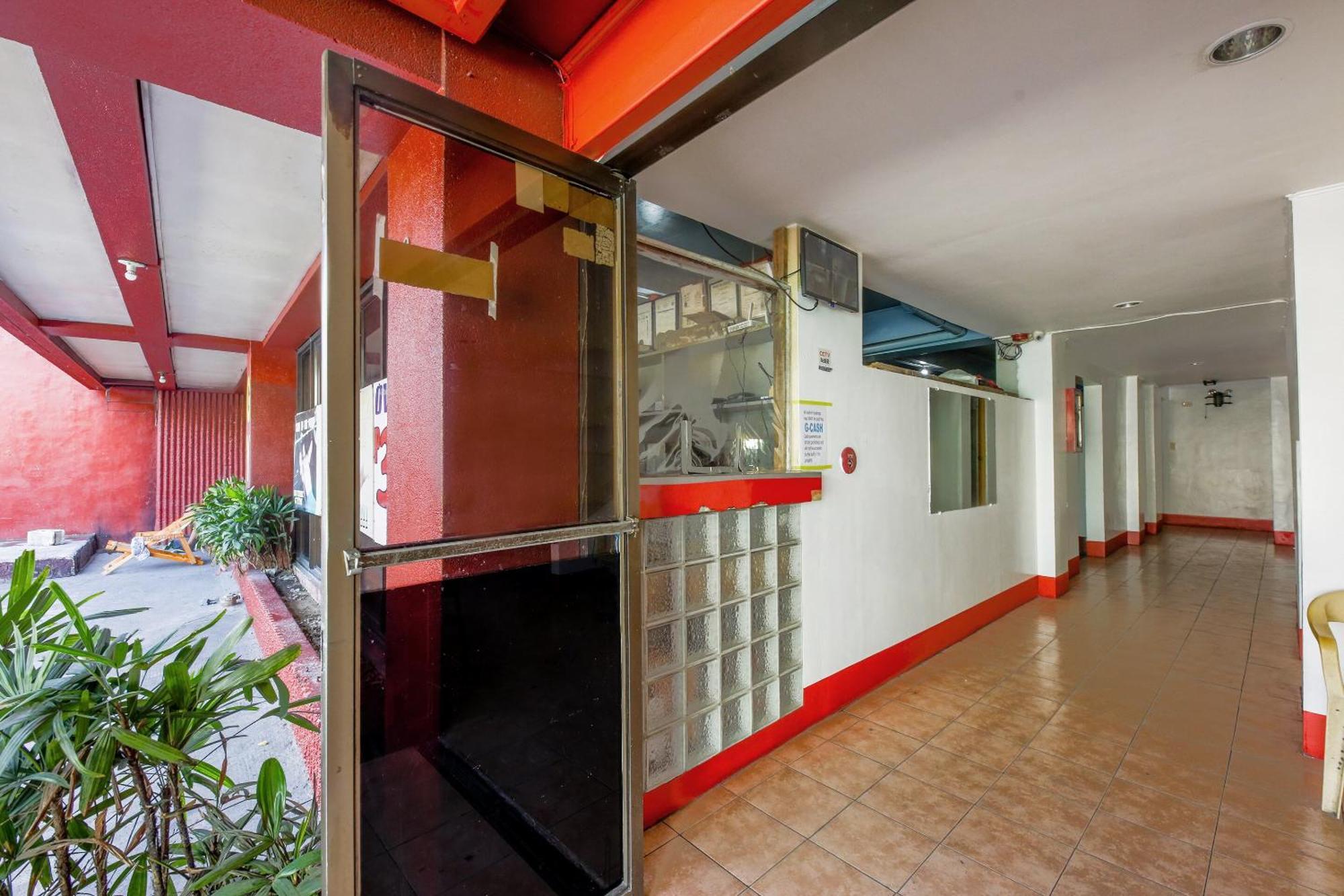 קואזון סיטי Busline Apartelle מראה חיצוני תמונה